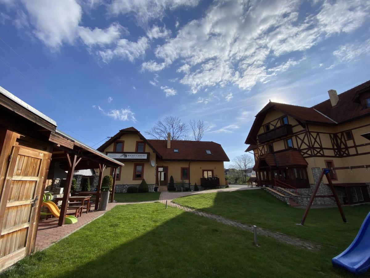 Penzion Bado Stará Lesná Zewnętrze zdjęcie